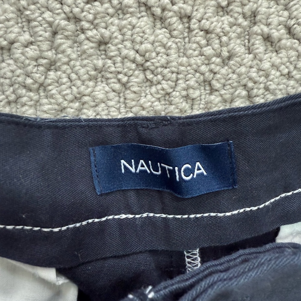 Nautica Men’s Navy Chino Shorts - NWT size 36 waist - Picture 4 of 7